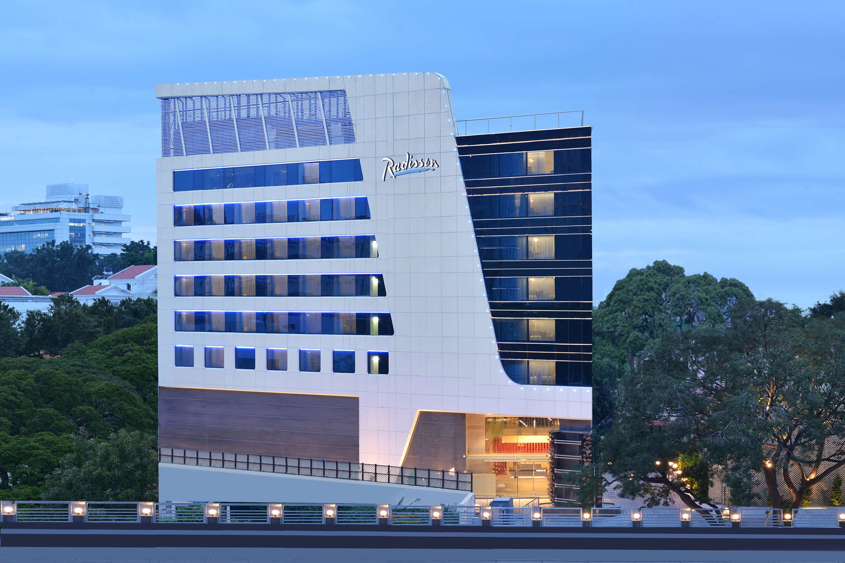 Radisson Hotel Bengaluru City Center
